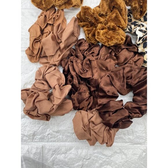 17pcs Hair Scrunchies Velvet Elastics Bobbles Ponytail Holder Hair Bands Scrunch - Picture 9 of 13
